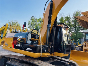 Excavadora de cadenas CATERPILLAR 320D2