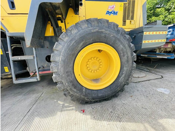 Cargadora de ruedas Komatsu WA320-8: foto 5