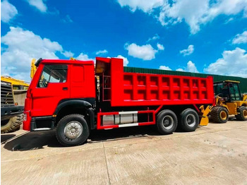 Camión volquete SINOTRUK