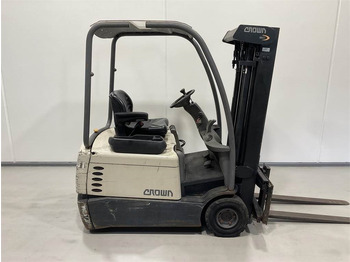 Carretilla elevadora eléctrica CROWN