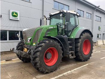 Tractor FENDT 828 Vario