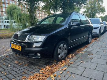 Coche ŠKODA