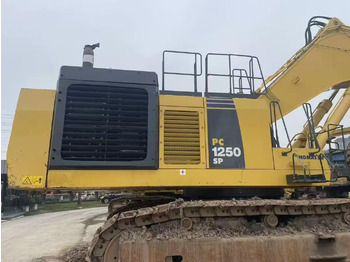 Maquinaria de construcción KOMATSU