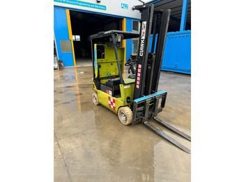 Carretilla elevadora CLARK