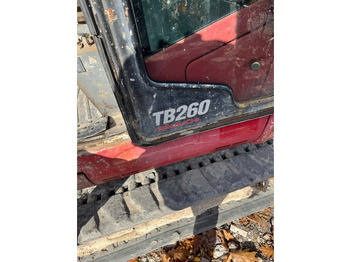 Miniexcavadora TAKEUCHI