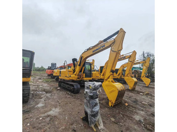 Excavadora de cadenas KOMATSU PC120: foto 2