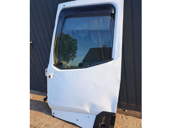 Puerta y piezas RENAULT T