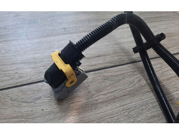 Cilindro de embrague para Camión Volvo WYSPRZĘGLIK ZAWÓR PWM RENAULT GAMA T FH 4 22327072: foto 2