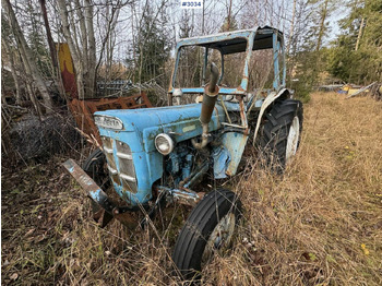 Tractor FORD