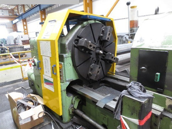 Torno de metal