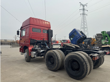 Cabeza tractora nuevo SHACMAN F3000: foto 4