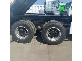 Camión volquete SHACMAN F3000: foto 3