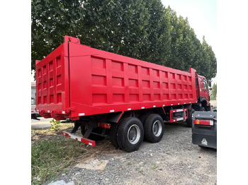 Camión volquete SINOTRUK HOWO: foto 4