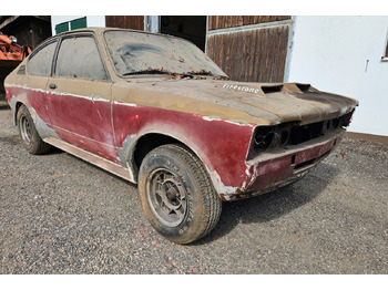 Coche OPEL