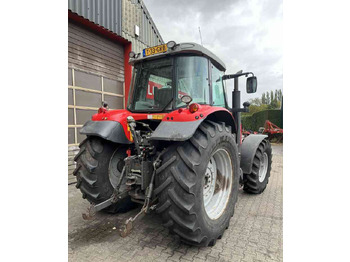 Tractor Massey Ferguson 6465 Dyna-6 Tractoren: foto 4 Tractor Massey Ferguson 6465 Dyna-6 Tractoren: foto 4