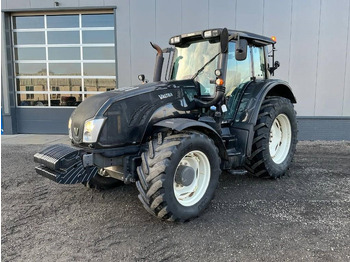 Tractor VALTRA T163