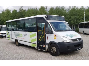 Minibús IVECO Daily