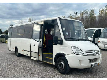 Minibús IVECO Daily
