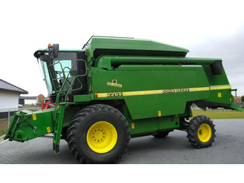 Arrendamiento de  John Deere 2264 HM 1998 Rok, heder 6,1 m, Stol do rzepaku, Nie Malowany, Stan Bardzo Dobry John Deere 2264 HM 1998 Rok, heder 6,1 m, Stol do rzepaku, Nie Malowany, Stan Bardzo Dobry: foto 4