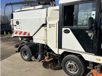 Barredora vial SCARAB Minor: foto 4 Barredora vial SCARAB Minor: foto 4