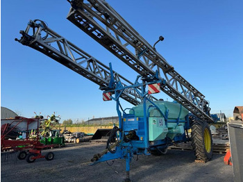 Pulverizador arrastrado BERTHOUD