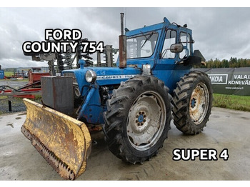 Tractor FORD