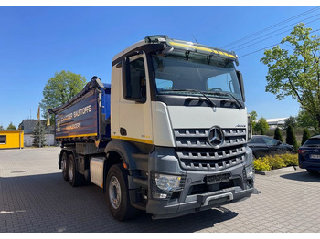 Camión volquete MERCEDES-BENZ Arocs 2545