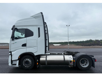 Cabeza tractora Iveco S-Way 460 4x2 LNG / LBG: foto 2