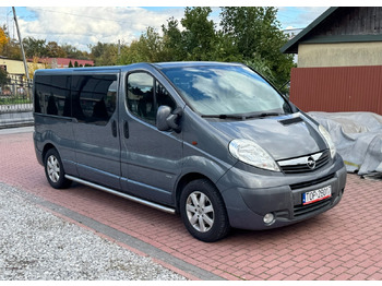 Furgoneta combi OPEL Vivaro