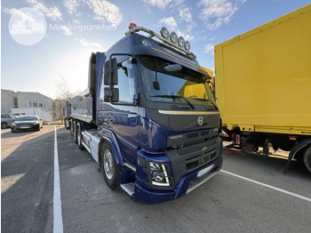 Camión volquete VOLVO FMX 540