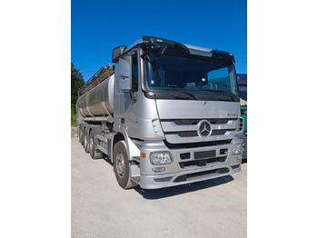 Camión cisterna MERCEDES-BENZ Actros