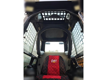 Minicargadora CATERPILLAR 226B: foto 3 Minicargadora CATERPILLAR 226B: foto 3