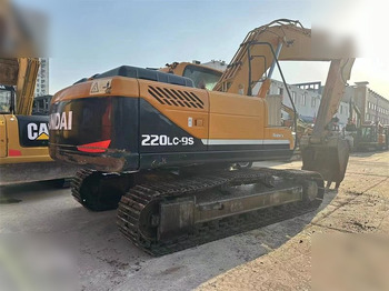 Excavadora de cadenas HYUNDAI ROBEX 220 LC-9S: foto 3