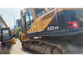 Excavadora de cadenas HYUNDAI