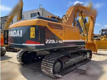 Excavadora de cadenas HYUNDAI ROBEX 220 LC-9S: foto 3 Excavadora de cadenas HYUNDAI ROBEX 220 LC-9S: foto 3