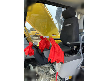 Excavadora de cadenas KOMATSU PC200-8: foto 4