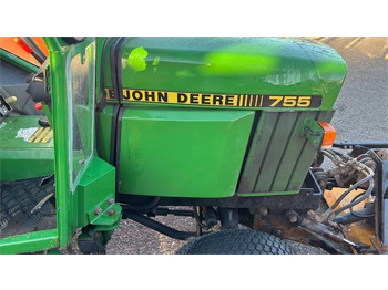 Tractor municipal John Deere 755 Kompakt traktor: foto 2
