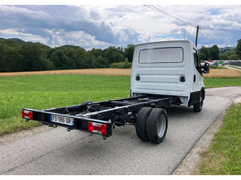 Arrendamiento de Iveco DAILY 35C14 ramo do zabudowy kiper wywrotka Iveco DAILY 35C14 ramo do zabudowy kiper wywrotka: foto 3 Arrendamiento de Iveco DAILY 35C14 ramo do zabudowy kiper wywrotka Iveco DAILY 35C14 ramo do zabudowy kiper wywrotka: foto 3