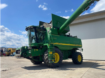 Cosechadora de granos JOHN DEERE