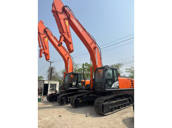Excavadora de cadenas HITACHI