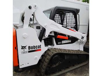 Minicargadora BOBCAT T590