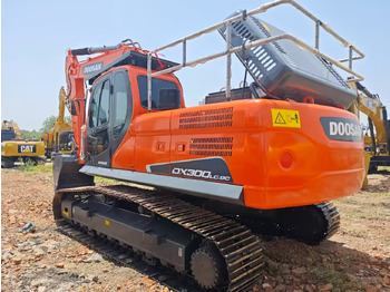 Excavadora de cadenas DOOSAN DX300: foto 4 Excavadora de cadenas DOOSAN DX300: foto 4