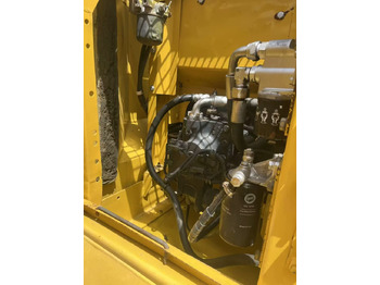 Excavadora de cadenas KOMATSU pc130-7: foto 3