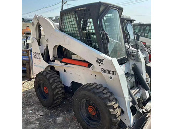 Minicargadora BOBCAT S300