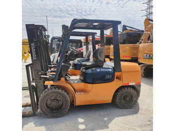 Carretilla elevadora TOYOTA