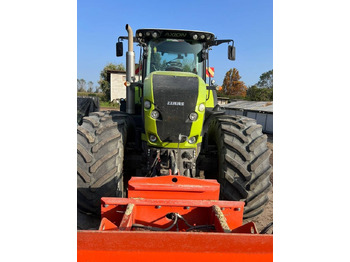 Tractor Claas Axion 930: foto 2 Tractor Claas Axion 930: foto 2