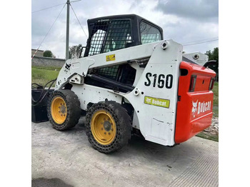 Minicargadora BOBCAT S160