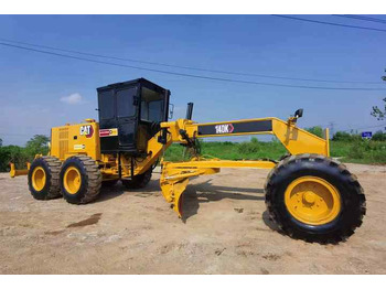 Grader CATERPILLAR 140K