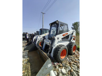 Minicargadora BOBCAT S590
