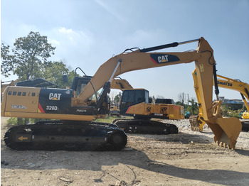 Excavadora de cadenas CATERPILLAR 320D